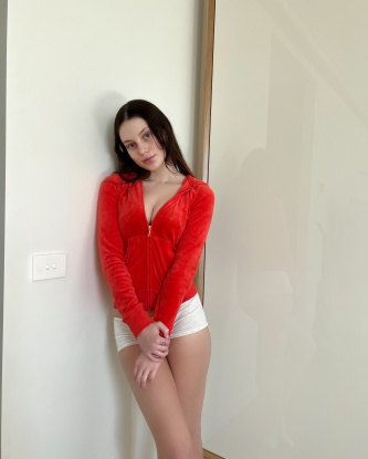 Полина